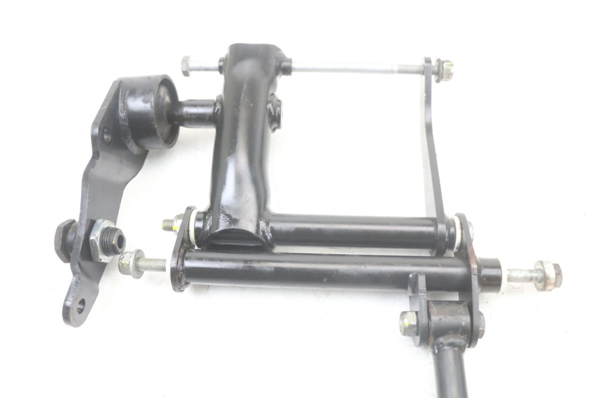 photo de UCHWYT SILNIKA PIAGGIO MP3 HPE 350 (2018 - 2020) - Widok produktu