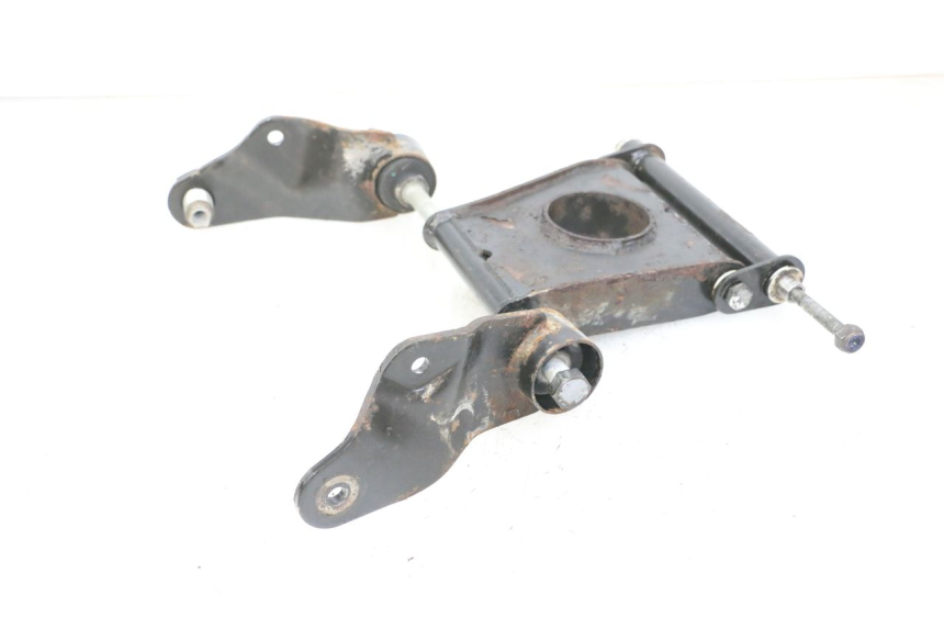 photo de UCHWYT SILNIKA PIAGGIO MP3 LT 400 (2007 - 2012) - Zoom stanu zużycia