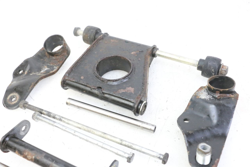 photo de UCHWYT SILNIKA PIAGGIO MP3 LT 400 (2007 - 2012) - Widok ogólny