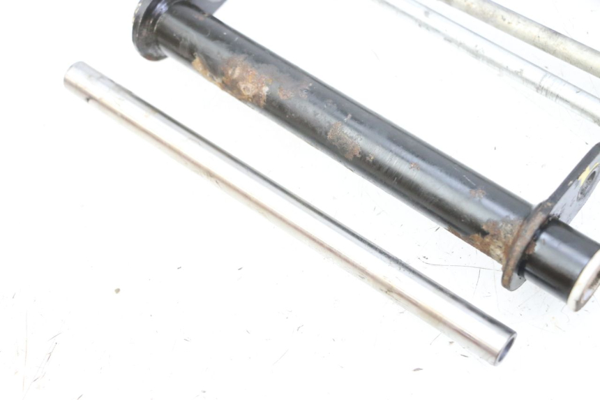 photo de UCHWYT SILNIKA PIAGGIO MP3 LT 400 (2007 - 2012) - Stan powierzchni