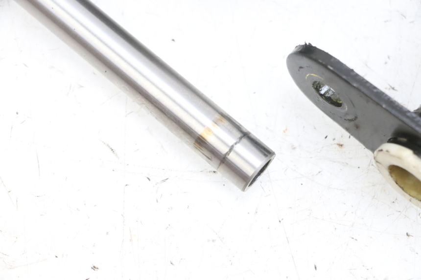 photo de UCHWYT SILNIKA PIAGGIO MP3 LT 400 (2007 - 2012) - Widok produktu