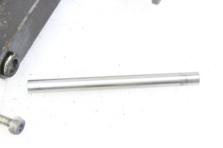 photo de UCHWYT SILNIKA PIAGGIO MP3 500 (2011 - 2015) - Punkty mocowania