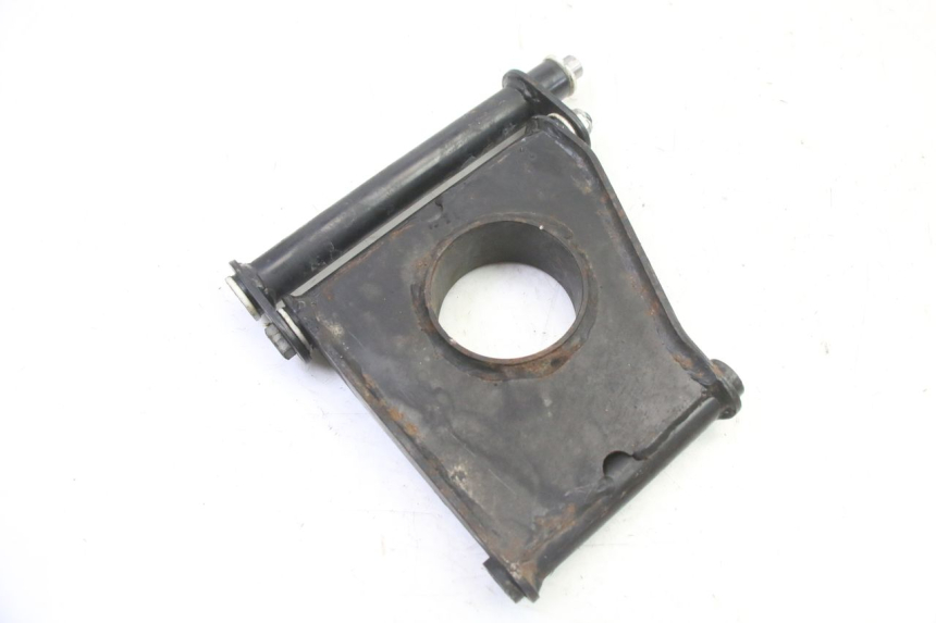 photo de UCHWYT SILNIKA PIAGGIO MP3 500 (2014 - 2017) - Szczegół części