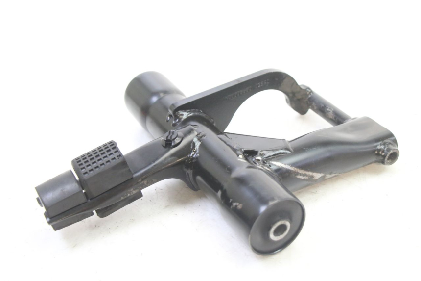 photo de UCHWYT SILNIKA PIAGGIO NEW TYPHOON 50 (2018 - 2021) - Punkty mocowania