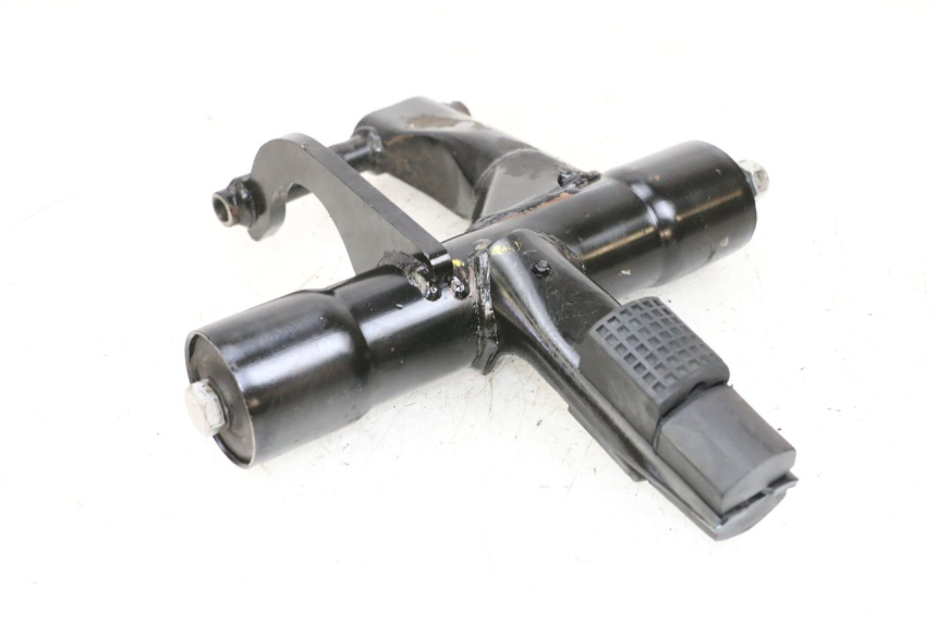 photo de UCHWYT SILNIKA PIAGGIO NEW TYPHOON 50 (2018 - 2021) - Inny kąt widzenia