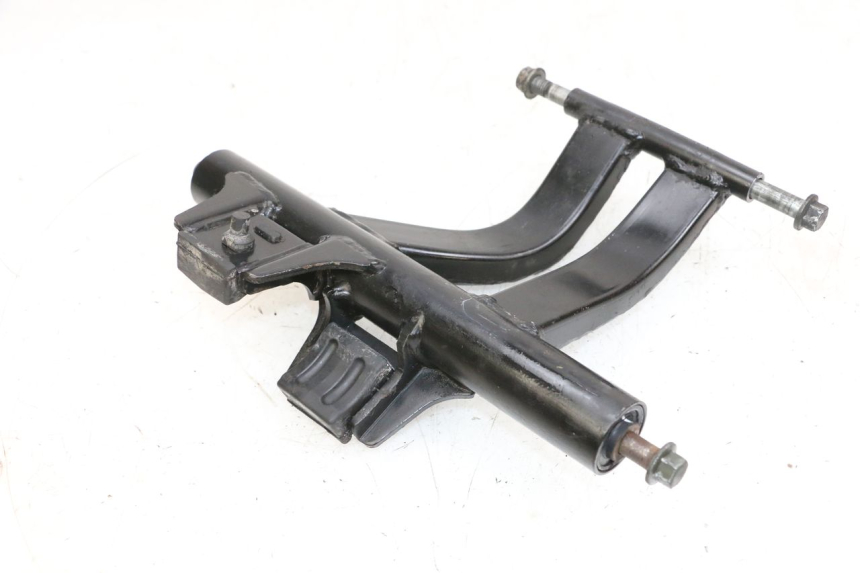 photo de UCHWYT SILNIKA SYM ORBIT III 3 4T 50 (2018 - 2021) - Inny kąt widzenia