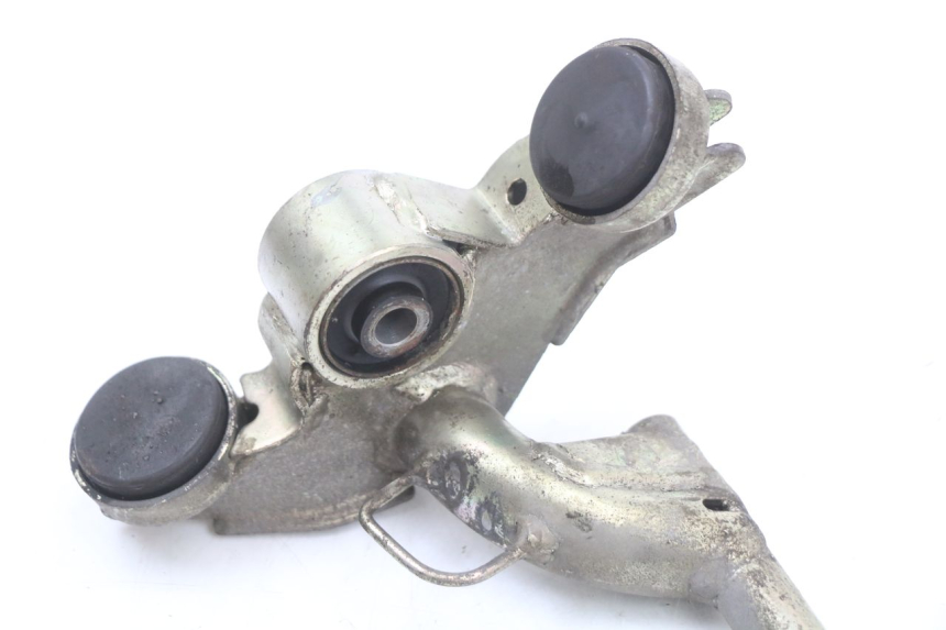 photo de UCHWYT SILNIKA HONDA PCX (JF28) 125 (2009 - 2011) - Inny kąt widzenia