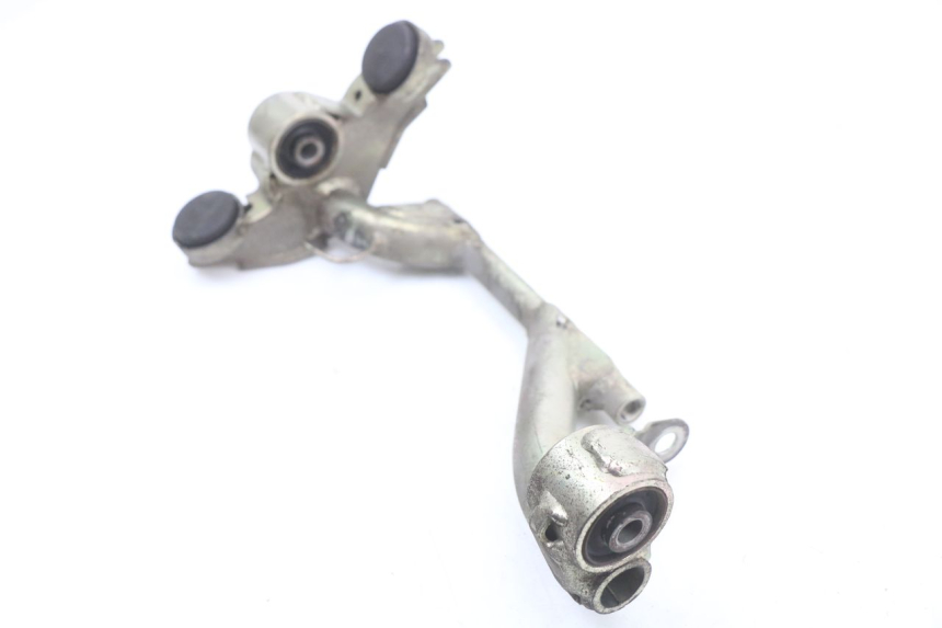 photo de UCHWYT SILNIKA HONDA PCX (JF28) 125 (2009 - 2011) - Zbliżenie techniczne