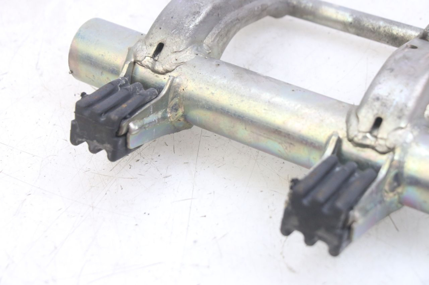 photo de UCHWYT SILNIKA HONDA PCX (JF47) 125 (2012 - 2013) - Zoom stanu zużycia