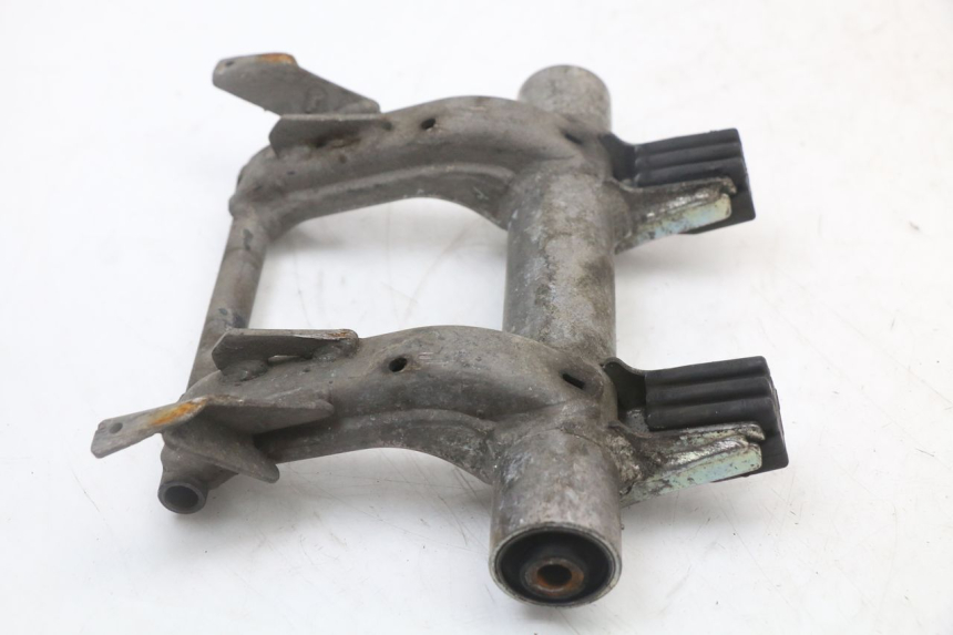 photo de UCHWYT SILNIKA HONDA PCX (JF47) 125 (2012 - 2013) - Zoom stanu zużycia