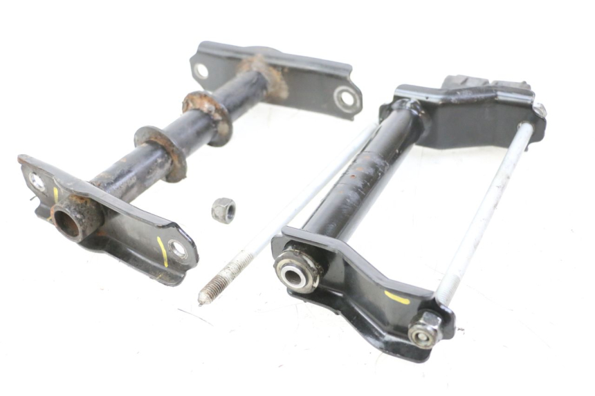 photo de UCHWYT SILNIKA PEUGEOT CITYSTAR 125 (2011 - 2017) - Widok ogólny