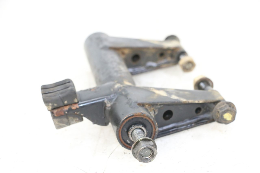 photo de UCHWYT SILNIKA PEUGEOT KISBEE 4T 50 (2018 - 2022) - Zoom stanu zużycia