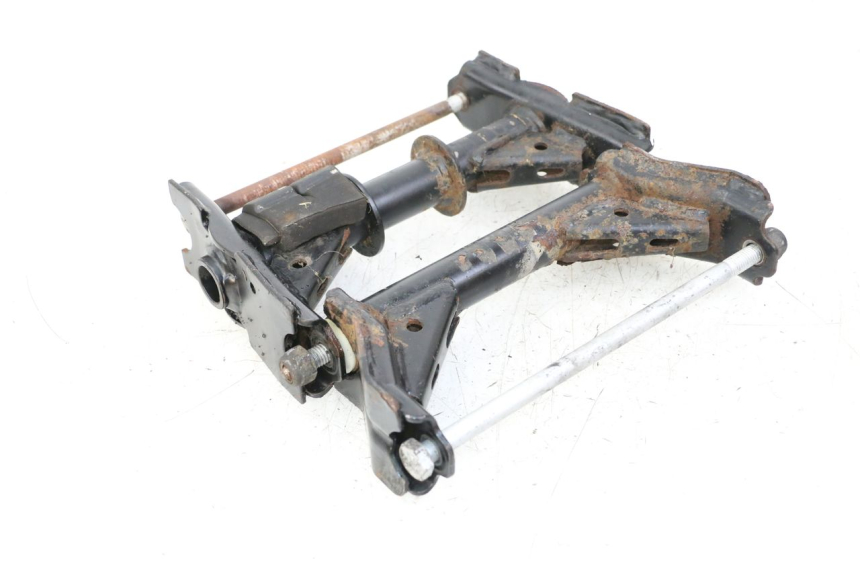 photo de UCHWYT SILNIKA PEUGEOT SATELIS COMPRESSOR K15 125 (2006 - 2009) - Szczegół części