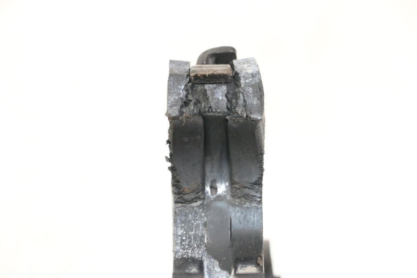 photo de UCHWYT SILNIKA PEUGEOT SPEEDFIGHT 3 LC 2T 50 (2009 - 2015) - Zoom stanu zużycia