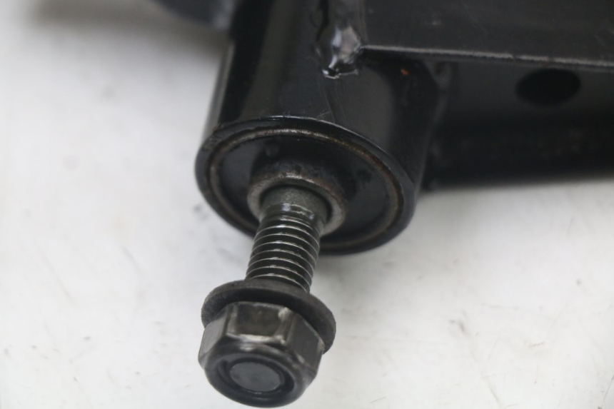 photo de UCHWYT SILNIKA PEUGEOT STREETZONE 4T 50 (2018 - 2023) - Widok ogólny