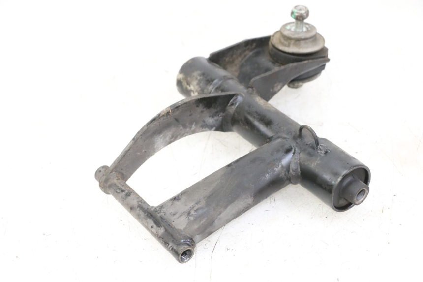 photo de UCHWYT SILNIKA PIAGGIO LIBERTY IGET 4T 50 (2021 - 2025) - Zoom stanu zużycia