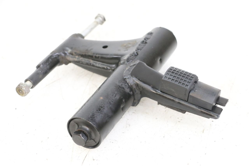 photo de UCHWYT SILNIKA PIAGGIO NEW TYPHOON 50 (2010 - 2017) - Widok główny