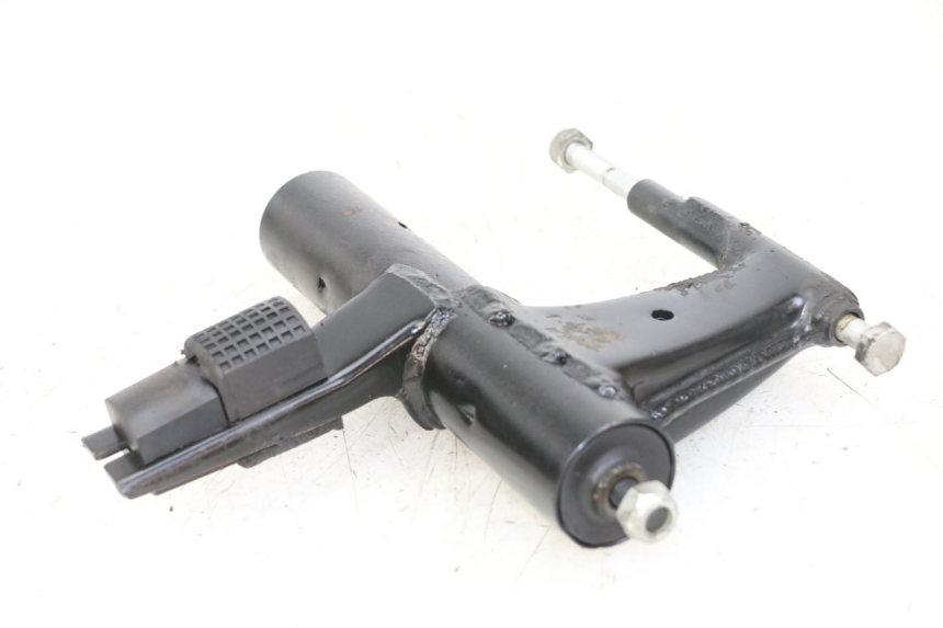 photo de UCHWYT SILNIKA PIAGGIO NEW TYPHOON 50 (2010 - 2017) - Zoom stanu zużycia