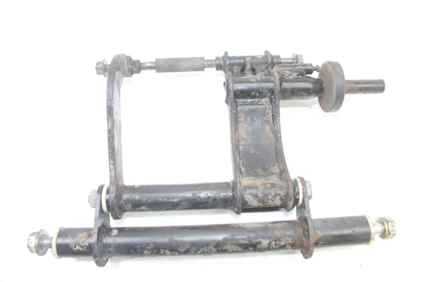 photo de UCHWYT SILNIKA PIAGGIO VESPA GRANTURISMO 125 (2003 - 2007) - Zoom stanu zużycia