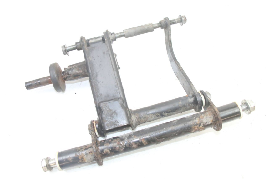 photo de UCHWYT SILNIKA PIAGGIO VESPA GRANTURISMO 125 (2003 - 2007) - Inny kąt widzenia