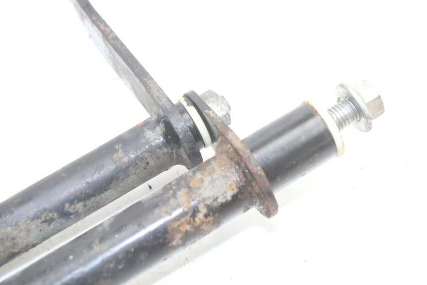 photo de UCHWYT SILNIKA PIAGGIO VESPA GRANTURISMO 125 (2003 - 2007) - Punkty mocowania