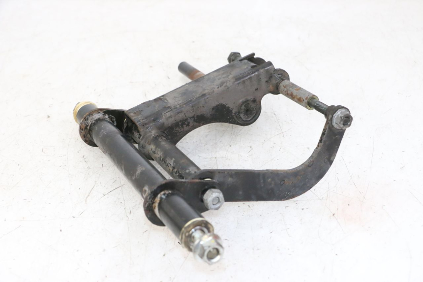 photo de UCHWYT SILNIKA PIAGGIO VESPA GRANTURISMO 200 (2004 - 2005) - Punkty mocowania