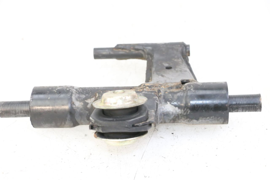 photo de UCHWYT SILNIKA PIAGGIO VESPA LX 150 (2005 - 2013) - Widok ogólny