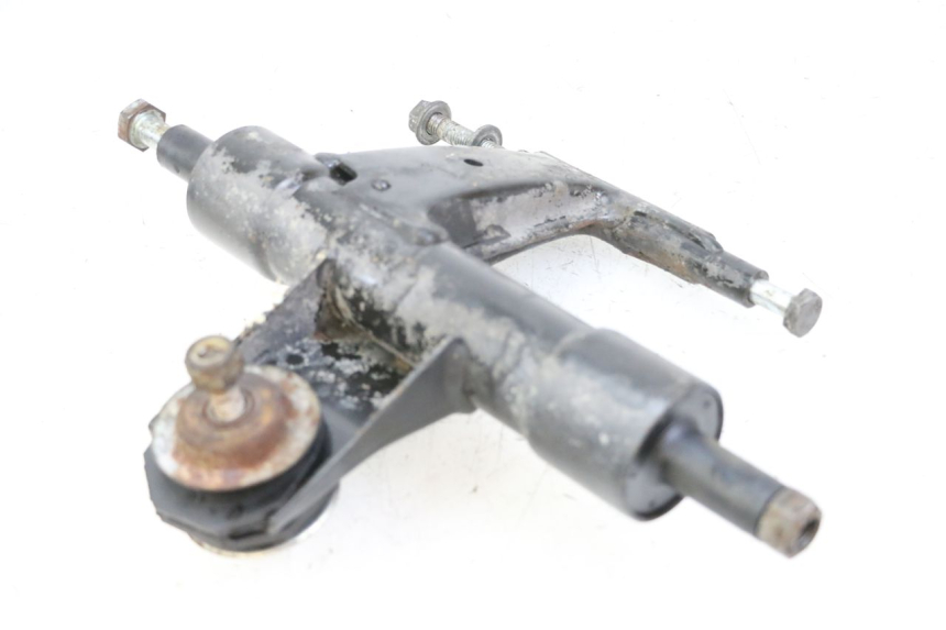 photo de UCHWYT SILNIKA PIAGGIO VESPA LX 2T 50 (2005 - 2013) - Zoom stanu zużycia