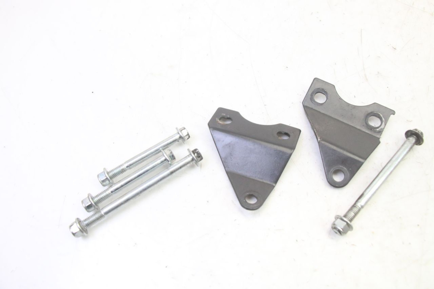 photo de UCHWYT SILNIKA APOLLO RFZ 125 - Widok główny