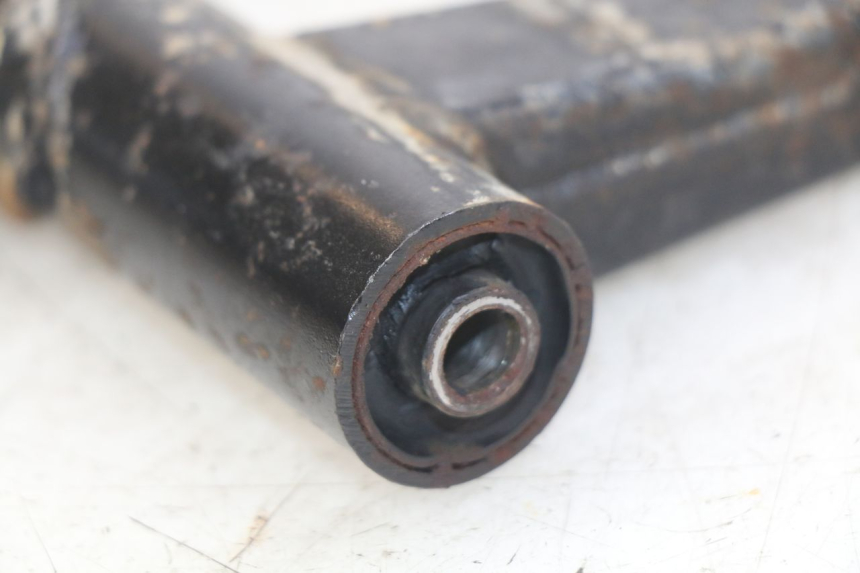 photo de UCHWYT SILNIKA TNT MOTOR ROMA 10' 4T 50 (2019 - 2022) - Zbliżenie techniczne