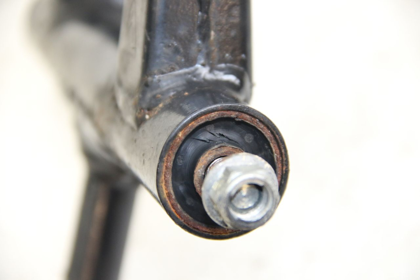 photo de UCHWYT SILNIKA TNT MOTOR ROMA 10' 4T 50 (2007 - 2018) - Zoom stanu zużycia