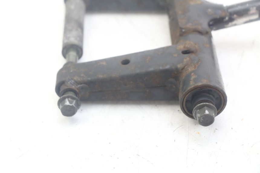 photo de UCHWYT SILNIKA TNT MOTOR ROMA 10' 4T 50 (2007 - 2018) - Szczegół części