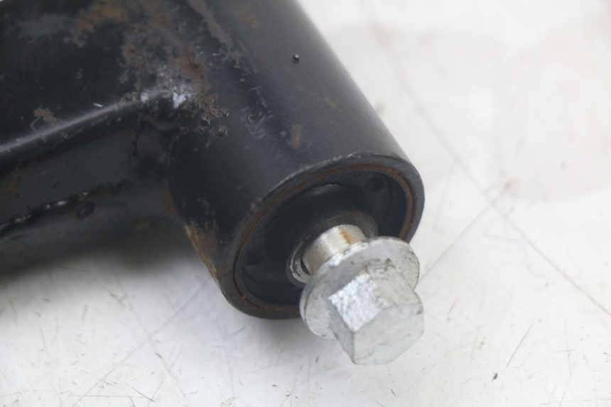 photo de UCHWYT SILNIKA TNT MOTOR ROMA 10' 4T 50 (2007 - 2018) - Stan powierzchni