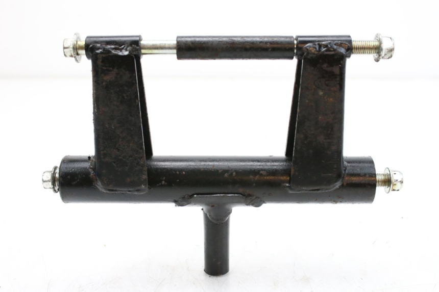 photo de UCHWYT SILNIKA JM MOTORS SANTANA 50 (2014 - 2023) - Zbliżenie techniczne