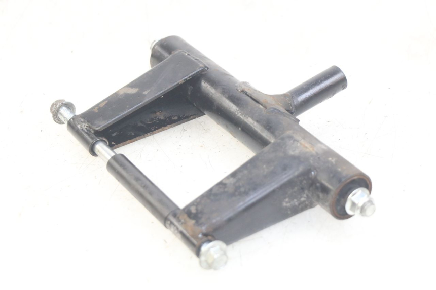 photo de UCHWYT SILNIKA JM MOTORS SANTANA 50 (2014 - 2023) - Szczegół części