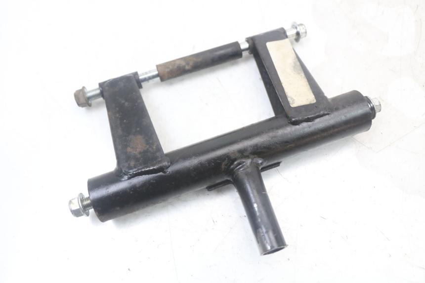 photo de UCHWYT SILNIKA JM MOTORS SANTANA 50 (2014 - 2023) - Widok główny