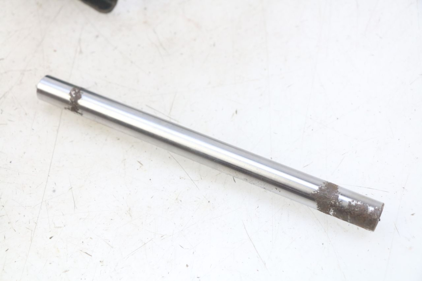 photo de UCHWYT SILNIKA PEUGEOT SATELIS 125 (2006 - 2009) - Zoom stanu zużycia