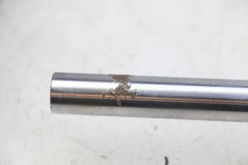 photo de UCHWYT SILNIKA PEUGEOT SATELIS 125 (2006 - 2009) - Zbliżenie techniczne