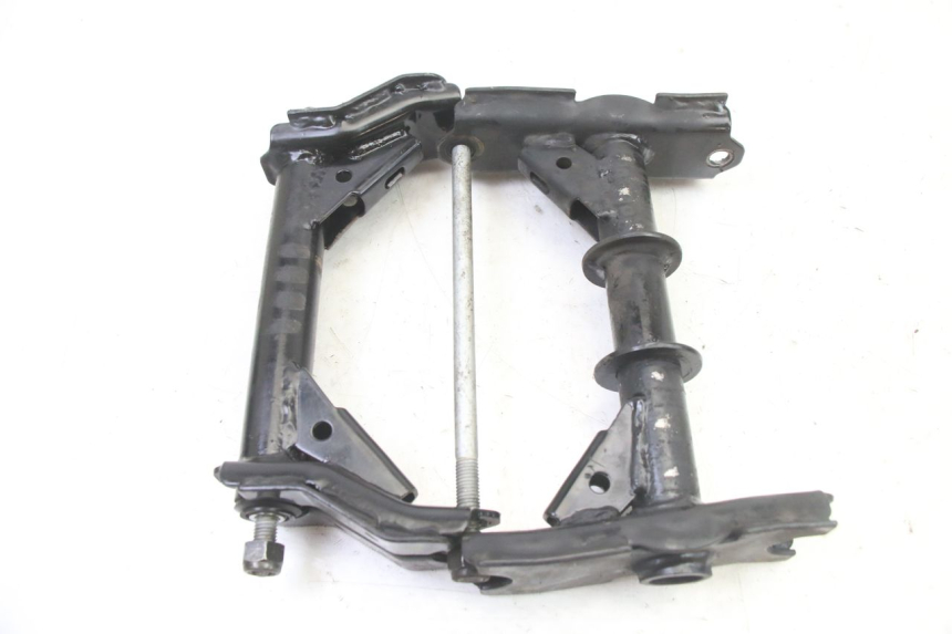 photo de UCHWYT SILNIKA PEUGEOT SATELIS 125 (2013 - 2018) - Szczegół części