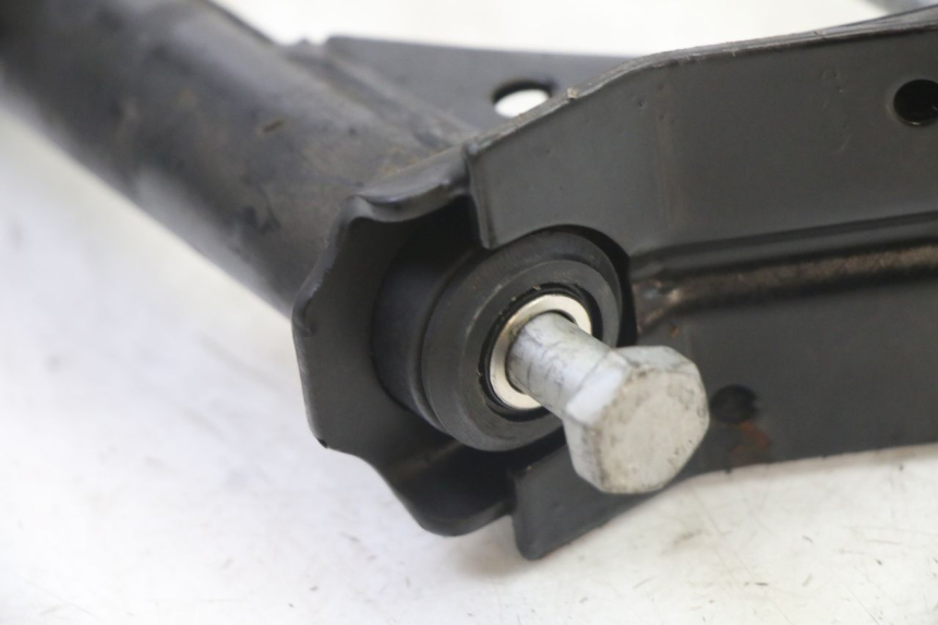 photo de UCHWYT SILNIKA PEUGEOT SATELIS 125 (2013 - 2018) - Widok ogólny