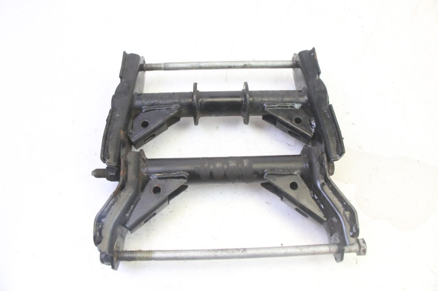 photo de UCHWYT SILNIKA PEUGEOT SATELIS 125 (2013 - 2018) - Widok główny