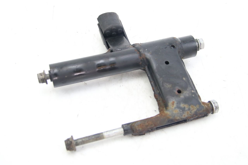 photo de UCHWYT SILNIKA APRILIA SCARABEO 4T 50 (2009 - 2017) - Widok główny