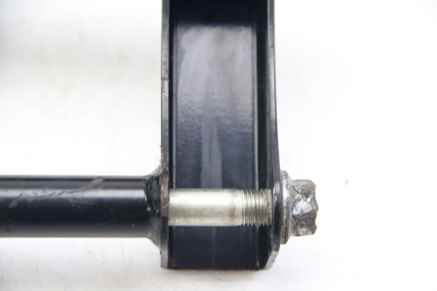 photo de UCHWYT SILNIKA SUZUKI SIXTEEN 125 (2008 - 2010) - Punkty mocowania