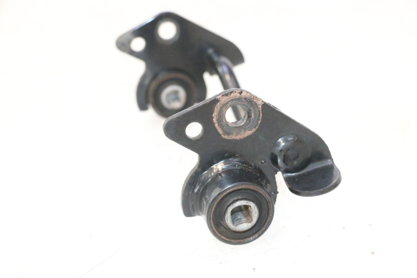 photo de UCHWYT SILNIKA YAMAHA SLIDER 50 (1999 - 2004) - Inny kąt widzenia