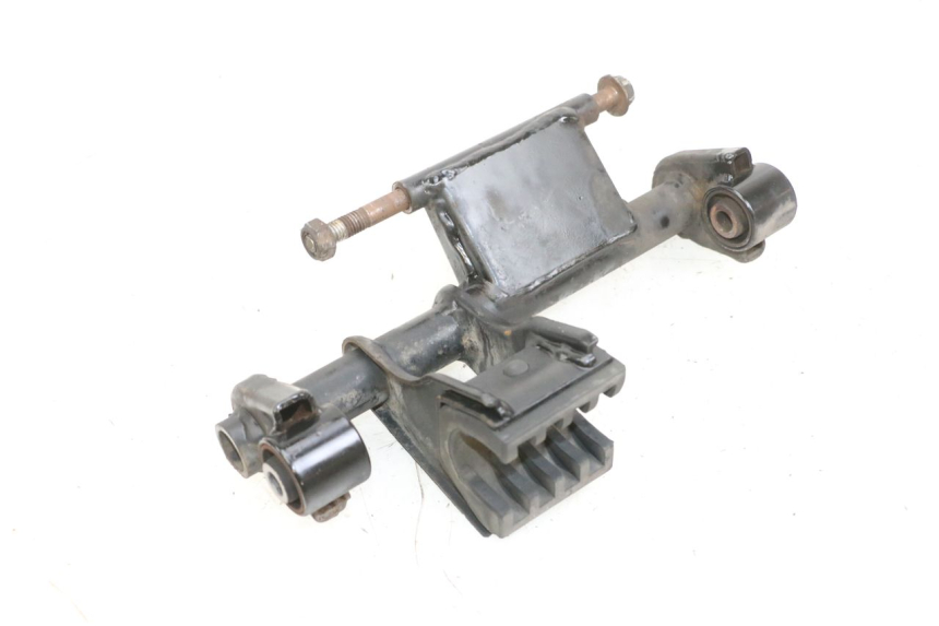 photo de UCHWYT SILNIKA PEUGEOT SPEEDFIGHT 4 4T EFI 50 (2021 - 2025) - Szczegół części