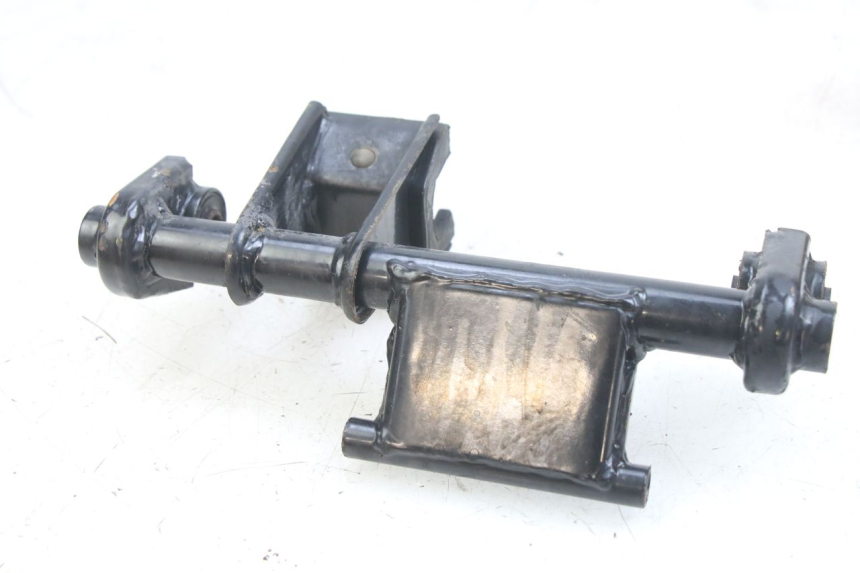 photo de UCHWYT SILNIKA PEUGEOT SPEEDFIGHT 4 4T 50 (2015 - 2020) - Zbliżenie techniczne