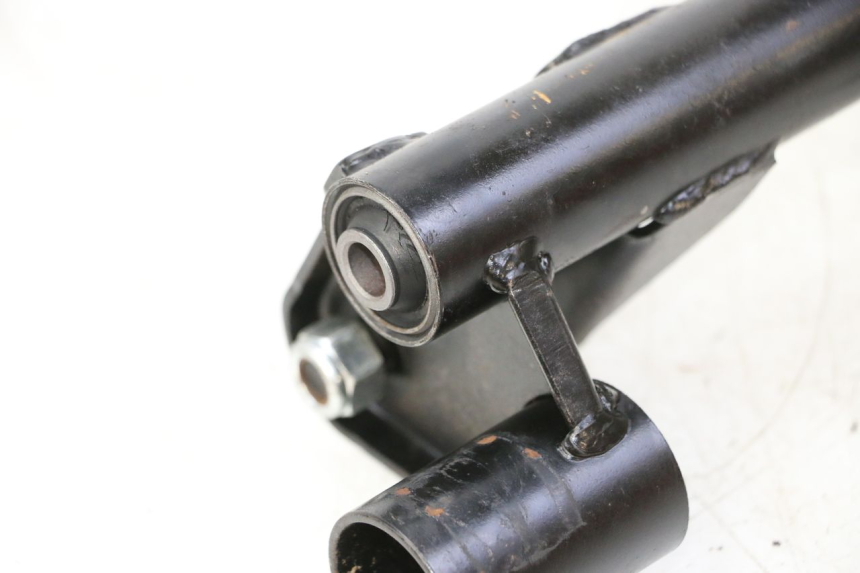 photo de UCHWYT SILNIKA PEUGEOT STREETZONE I 2T 50 (2018 - 2020) - Inny kąt widzenia