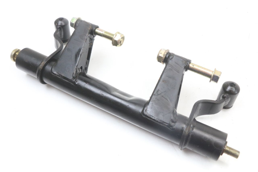 photo de UCHWYT SILNIKA KYMCO SUPER 8 4T 50 (2018 - 2020) - Zbliżenie techniczne