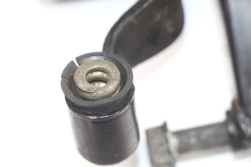 photo de UCHWYT SILNIKA KYMCO SUPER 8 4T 50 (2021 - 2024) - Inny kąt widzenia