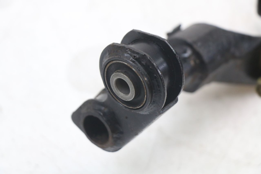 photo de UCHWYT SILNIKA KYMCO SUPER 8 125 (2008 - 2015) - Szczegół części